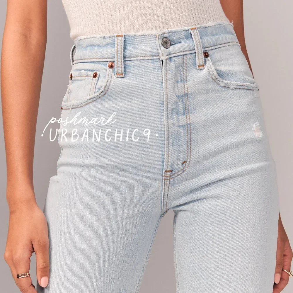 NWT ABERCROMBIE 90s Straight Jean Light Ripped size 30 - Picture 3 of 14